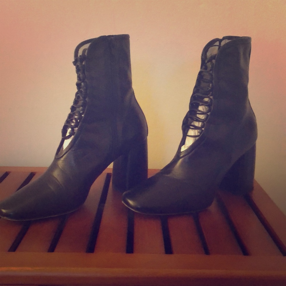 Daniella Shevel BellaDonna Black Boots